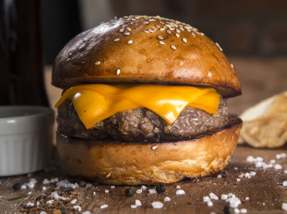 Dieta a fast food. Czy na diecie można jeść cheeseburgery? 